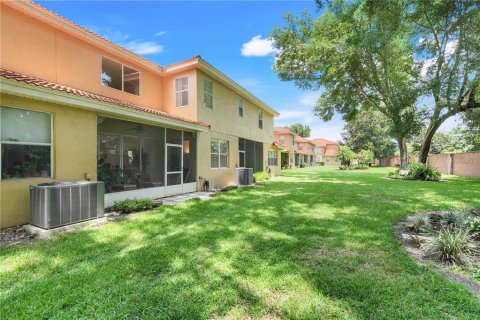 Townhouse in Apopka, Florida 3 bedrooms, 163.51 sq.m. № 1792731 - photo 19