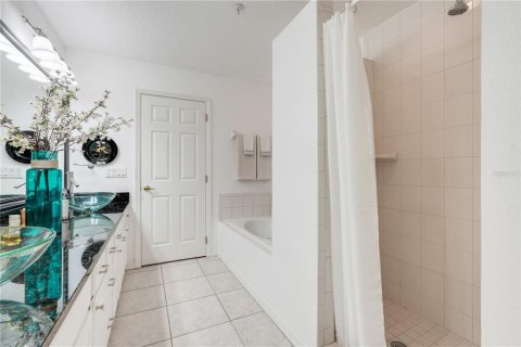 Townhouse in Apopka, Florida 3 bedrooms, 163.51 sq.m. № 1792731 - photo 11