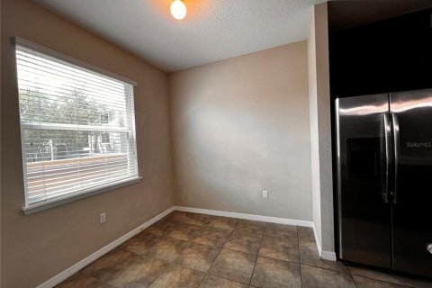 Touwnhouse à vendre à Tampa, Floride: 3 chambres, 176.24 m2 № 2267192 - photo 8