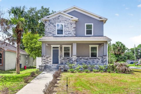 House in Sanford, Florida 4 bedrooms, 199 sq.m. № 2091828