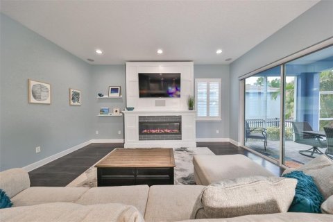House in Apollo Beach, Florida 4 bedrooms, 298.49 sq.m. № 1350547 - photo 27