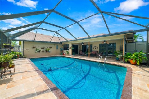 Villa ou maison à vendre à Plantation, Floride: 4 chambres, 204.11 m2 № 2425134 - photo 25