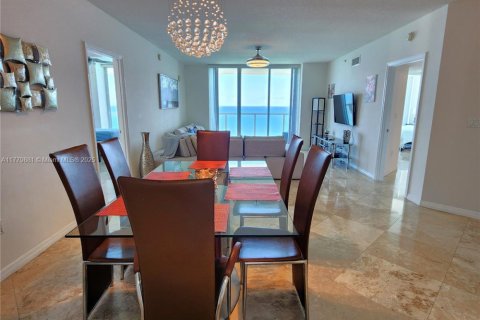 Condo in Sunny Isles Beach, Florida, 2 bedrooms  № 1714857 - photo 7