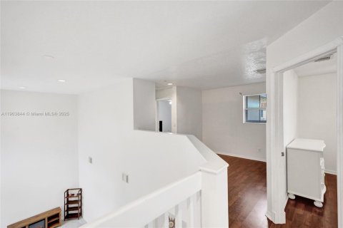 Купить виллу или дом в Холливуд, Флорида 3 спальни, 192.21м2, № 1956046 - фото 29