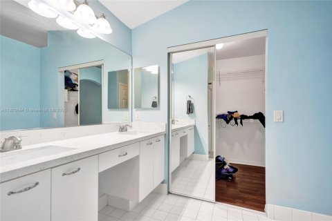 Купить виллу или дом в Холливуд, Флорида 3 спальни, 192.21м2, № 1956046 - фото 22