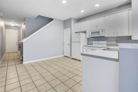Touwnhouse à vendre à Kissimmee, Floride: 3 chambres, 126.53 m2 № 2351600 - photo 8