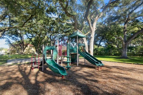 Touwnhouse à vendre à Kissimmee, Floride: 3 chambres, 126.53 m2 № 2351600 - photo 26