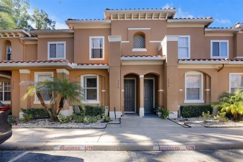Touwnhouse à vendre à Kissimmee, Floride: 3 chambres, 126.53 m2 № 2351600 - photo 2