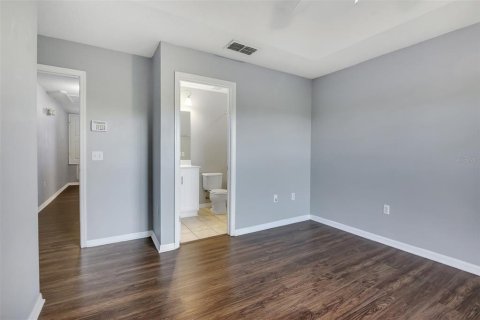 Touwnhouse à vendre à Kissimmee, Floride: 3 chambres, 126.53 m2 № 2351600 - photo 10