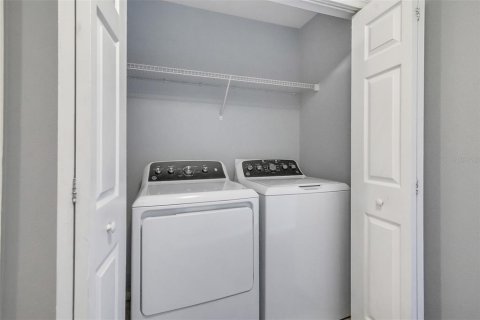 Touwnhouse à vendre à Kissimmee, Floride: 3 chambres, 126.53 m2 № 2351600 - photo 19