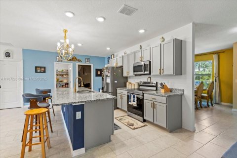 Casa en venta en Vero Beach, Florida, 4 dormitorios, 189.43 m2 № 1698476 - foto 1