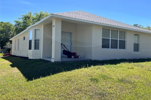 House in Seffner, Florida 3 bedrooms, 144.28 sq.m. № 1591663 - photo 15