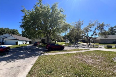 House in Seffner, Florida 3 bedrooms, 144.28 sq.m. № 1591663 - photo 28