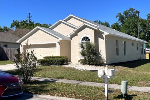 House in Seffner, Florida 3 bedrooms, 144.28 sq.m. № 1591663 - photo 27