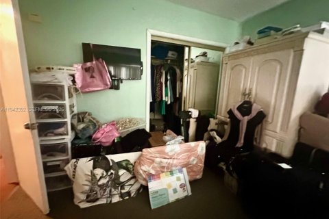 Casa en venta en Miami Gardens, Florida, 4 dormitorios, 192.68 m2 № 1999946 - foto 23