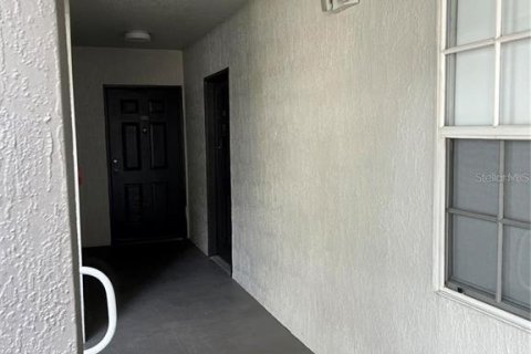 Copropriété à louer à Orlando, Floride: 2 chambres, 107.77 m2 № 2408359 - photo 2