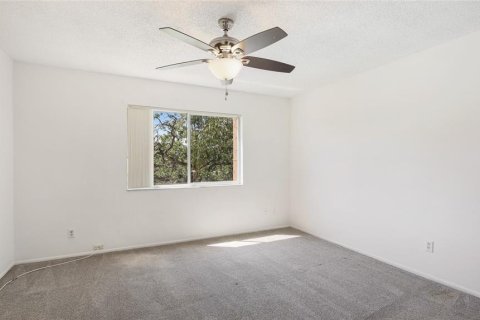 Condo in Sarasota, Florida, 2 bedrooms  № 1649425 - photo 12