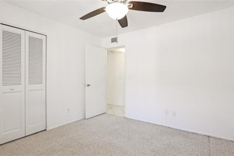 Condo in Sarasota, Florida, 2 bedrooms  № 1649425 - photo 17