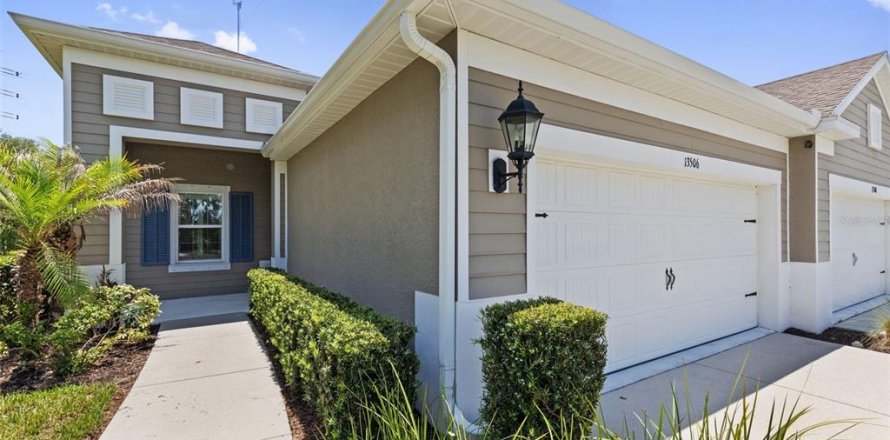 Villa ou maison à Fish Hawk, Floride 2 chambres, 141.68 m2 № 2201583