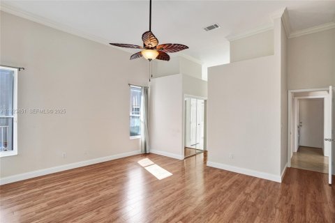 Villa ou maison à louer à Pembroke Pines, Floride: 4 chambres, 224.27 m2 № 1977440 - photo 15