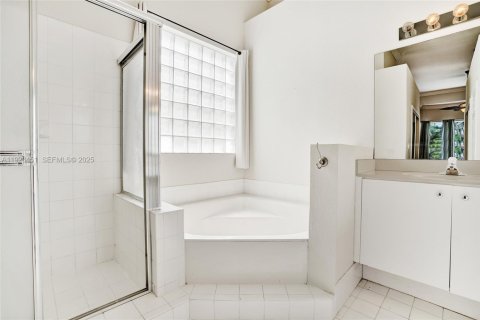 Villa ou maison à louer à Pembroke Pines, Floride: 4 chambres, 224.27 m2 № 1977440 - photo 23