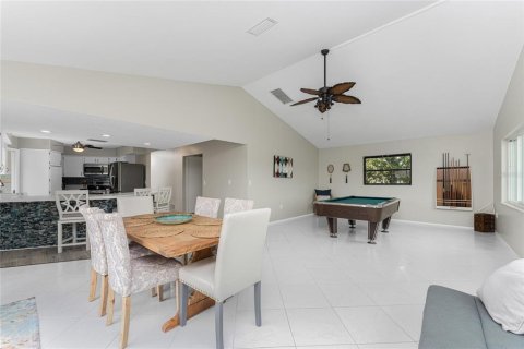 Casa en venta en Rotonda, Florida, 2 dormitorios, 191.56 m2 № 2093892 - foto 19