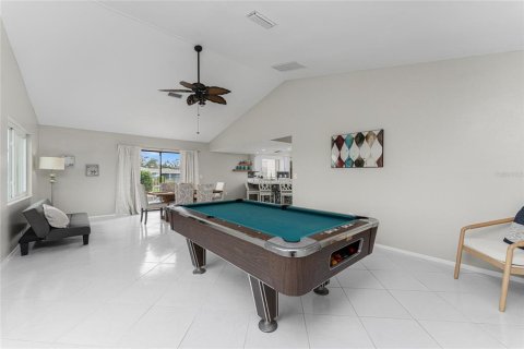Casa en venta en Rotonda, Florida, 2 dormitorios, 191.56 m2 № 2093892 - foto 18