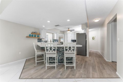 Casa en venta en Rotonda, Florida, 2 dormitorios, 191.56 m2 № 2093892 - foto 13