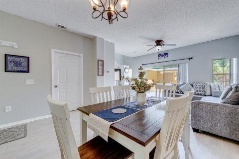 Townhouse in Kissimmee, Florida 3 bedrooms, 119.47 sq.m. № 1854378 - photo 16