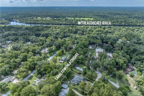 Casa en venta en Inglis, Florida, 2 dormitorios, 145.11 m2 № 1844339 - foto 2