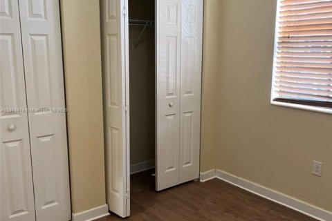 Купить таунхаус в Хайалиа, Флорида 3 спальни, 143.53м2, № 1974568 - фото 19