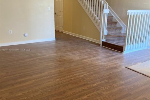 Купить таунхаус в Хайалиа, Флорида 3 спальни, 143.53м2, № 1974568 - фото 12