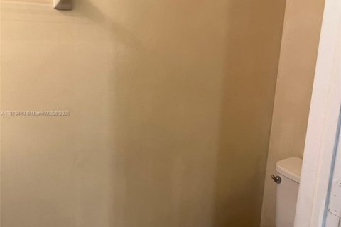 Купить таунхаус в Хайалиа, Флорида 3 спальни, 143.53м2, № 1974568 - фото 13