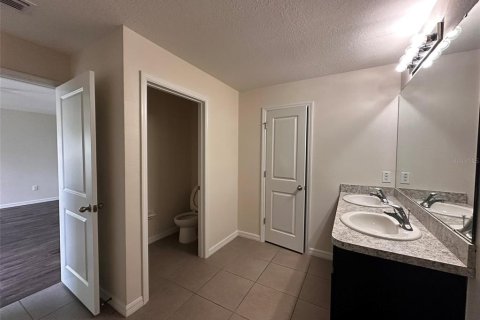 Casa en alquiler en Wesley Chapel, Florida, 4 dormitorios, 209.96 m2 № 1903876 - foto 18