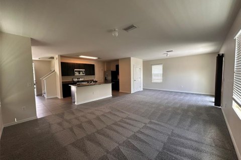 Casa en alquiler en Wesley Chapel, Florida, 4 dormitorios, 209.96 m2 № 1903876 - foto 2