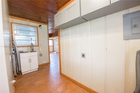 Casa en venta en Homestead, Florida, 4 dormitorios, 308.9 m2 № 1896927 - foto 28