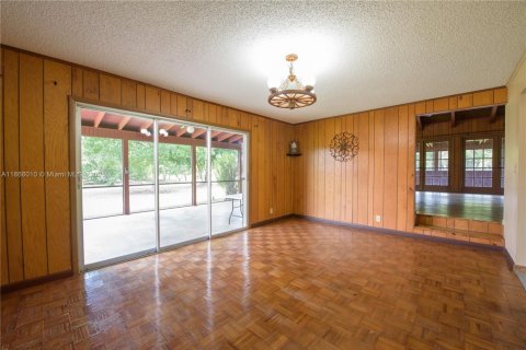 Casa en venta en Homestead, Florida, 4 dormitorios, 308.9 m2 № 1896927 - foto 10