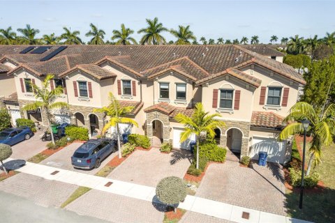 Touwnhouse à vendre à Homestead, Floride: 3 chambres, 161.65 m2 № 2090285 - photo 3