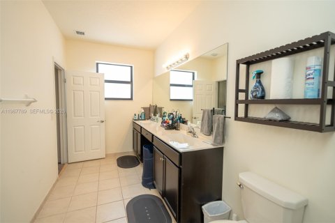 Touwnhouse à vendre à Homestead, Floride: 3 chambres, 161.65 m2 № 2090285 - photo 25