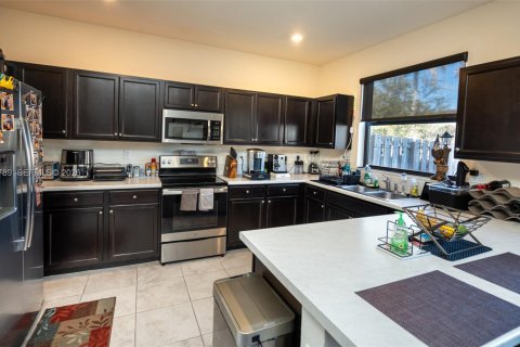 Touwnhouse à vendre à Homestead, Floride: 3 chambres, 161.65 m2 № 2090285 - photo 5