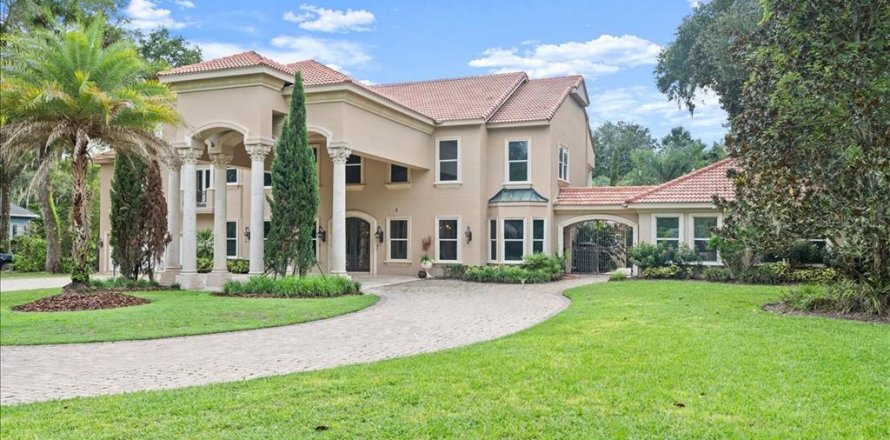 House in Ormond Beach, Florida 6 bedrooms, 679.58 sq.m. № 2099337