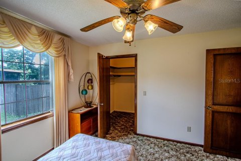 House in Ocala, Florida 3 bedrooms, 144.93 sq.m. № 1827721 - photo 17