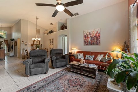 Casa en venta en Tampa, Florida, 3 dormitorios, 148.46 m2 № 1786704 - foto 12