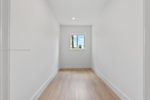 Townhouse in Coral Springs, Florida 3 bedrooms, 151.71 sq.m. № 1484633 - photo 14