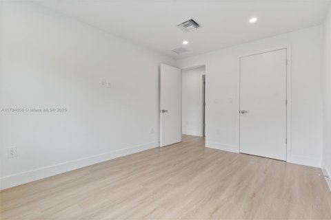 Townhouse in Coral Springs, Florida 3 bedrooms, 151.71 sq.m. № 1484633 - photo 20