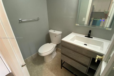 Снять в аренду кондоминиум в Норт-Майами-Бич, Флорида 1 спальня, 73.39м2, № 1932871 - фото 7