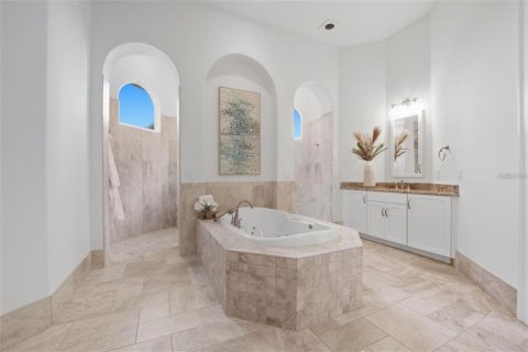 Commercial property in Ruskin, Florida 7 bedrooms, 814.66 sq.m. № 2119627 - photo 30