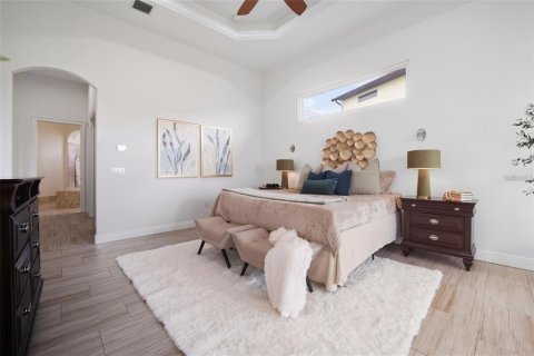 Commercial property in Ruskin, Florida 7 bedrooms, 814.66 sq.m. № 2119627 - photo 28
