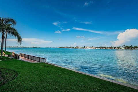 Copropriété à louer à Saint Petersburg, Floride: 2 chambres, 105.44 m2 № 2108717 - photo 23