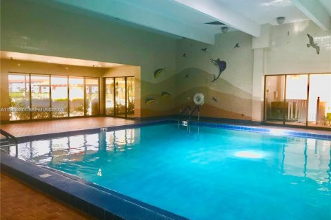 Copropriété à louer à Pembroke Pines, Floride: 1 chambre, 75.34 m2 № 2057185 - photo 9